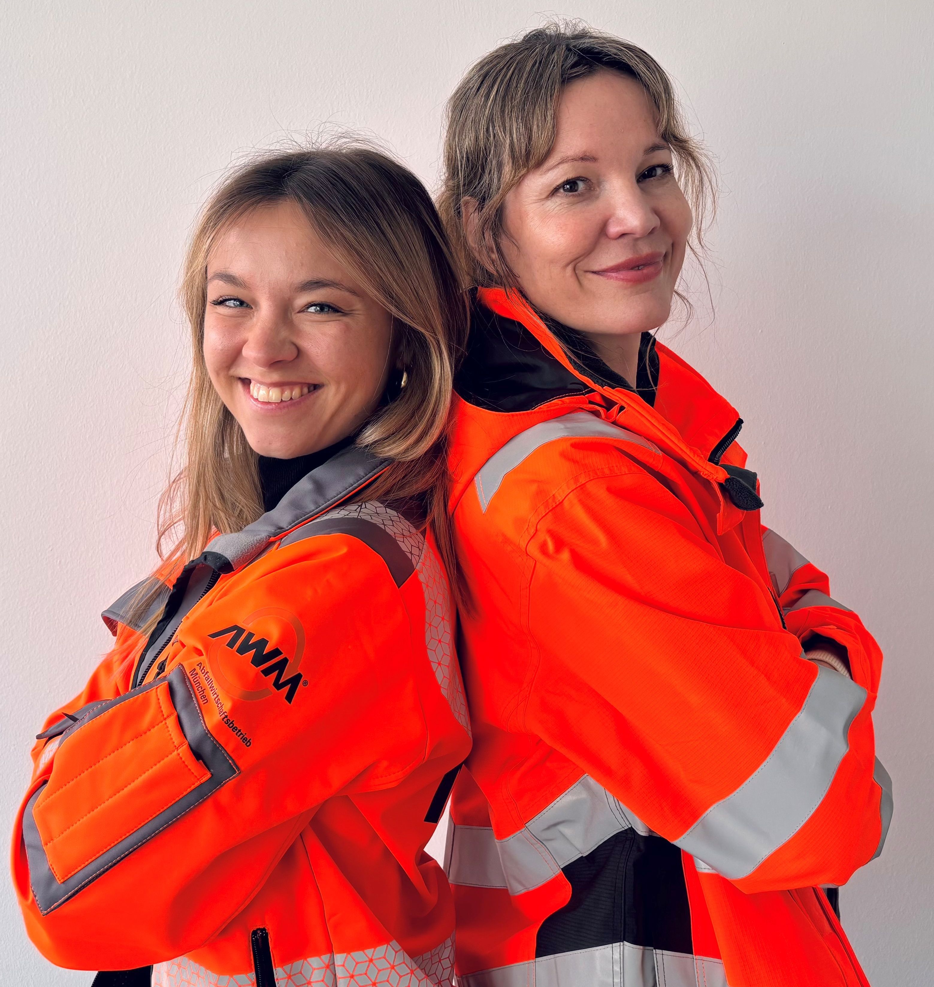 Die Pressesprecherinnen des AWM: Marie Bund und Kathrin Stanner-Junghanns